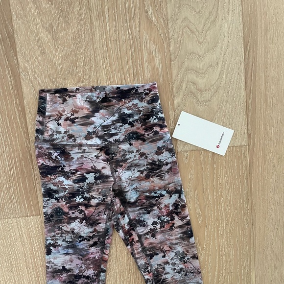 NWT Lulu Lemon Align Pants Size 4. 💕 - Picture 2 of 4